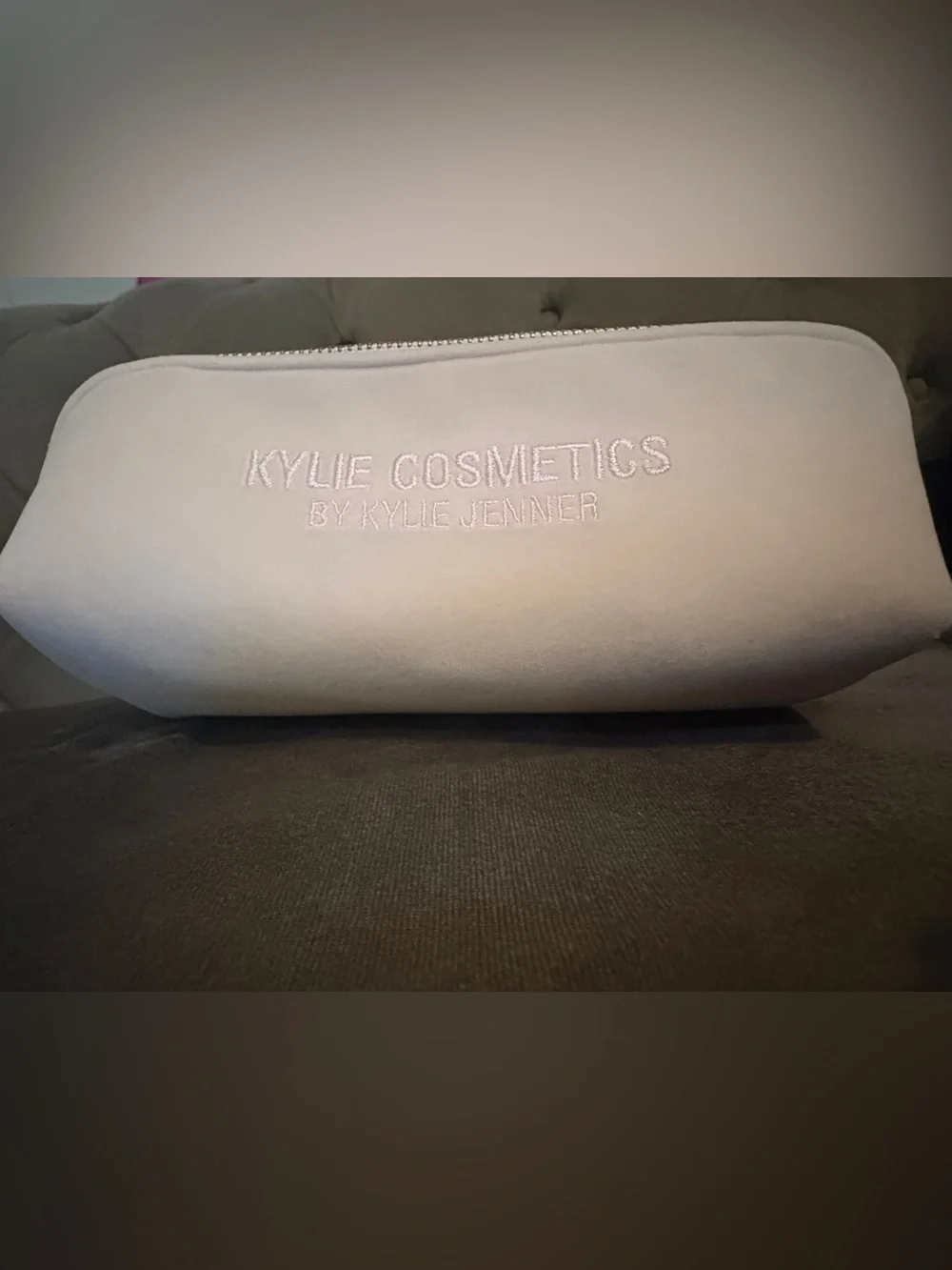 Kylie Cosmetics Light Pink Velvet Makeup Pouch